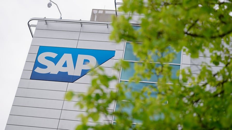 SAP укладає несподівано багато хмарних контрактів, але знижує прогноз прибутку
