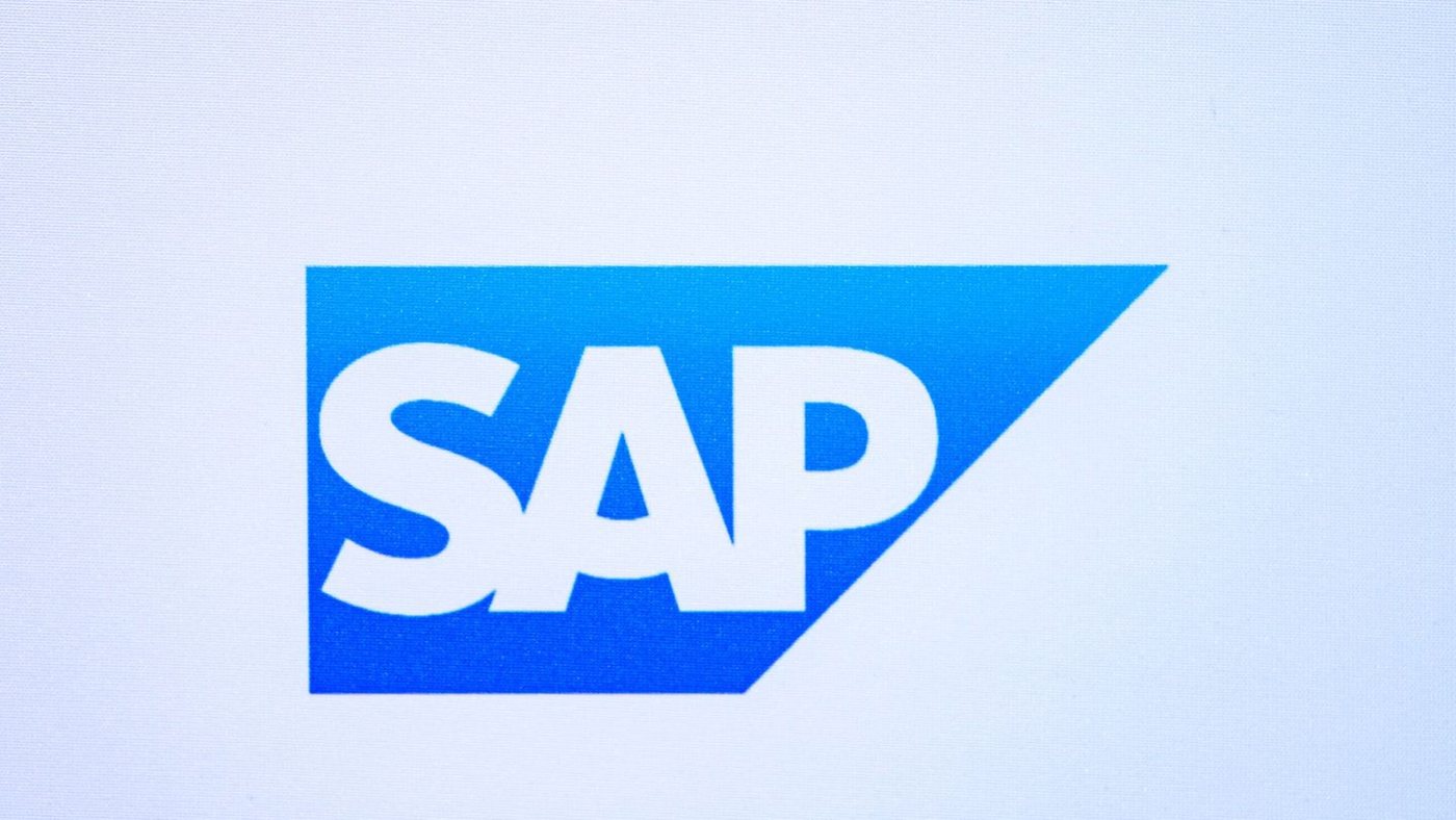 SAP знижує прогноз операційного прибутку через придбання компаній