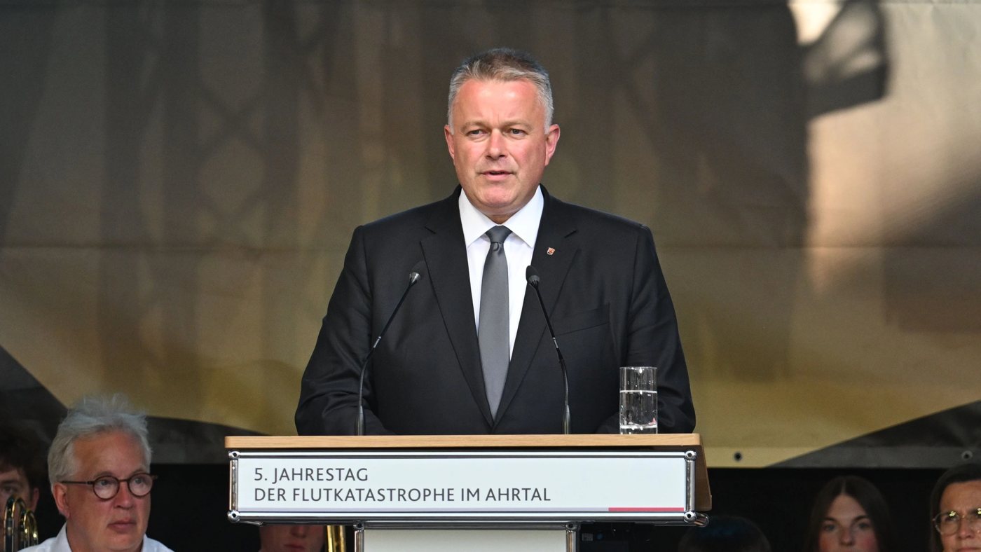 Прем'єр-міністр Рейнланд-Пфальцу вибачився за провал держави під час повені в Аре